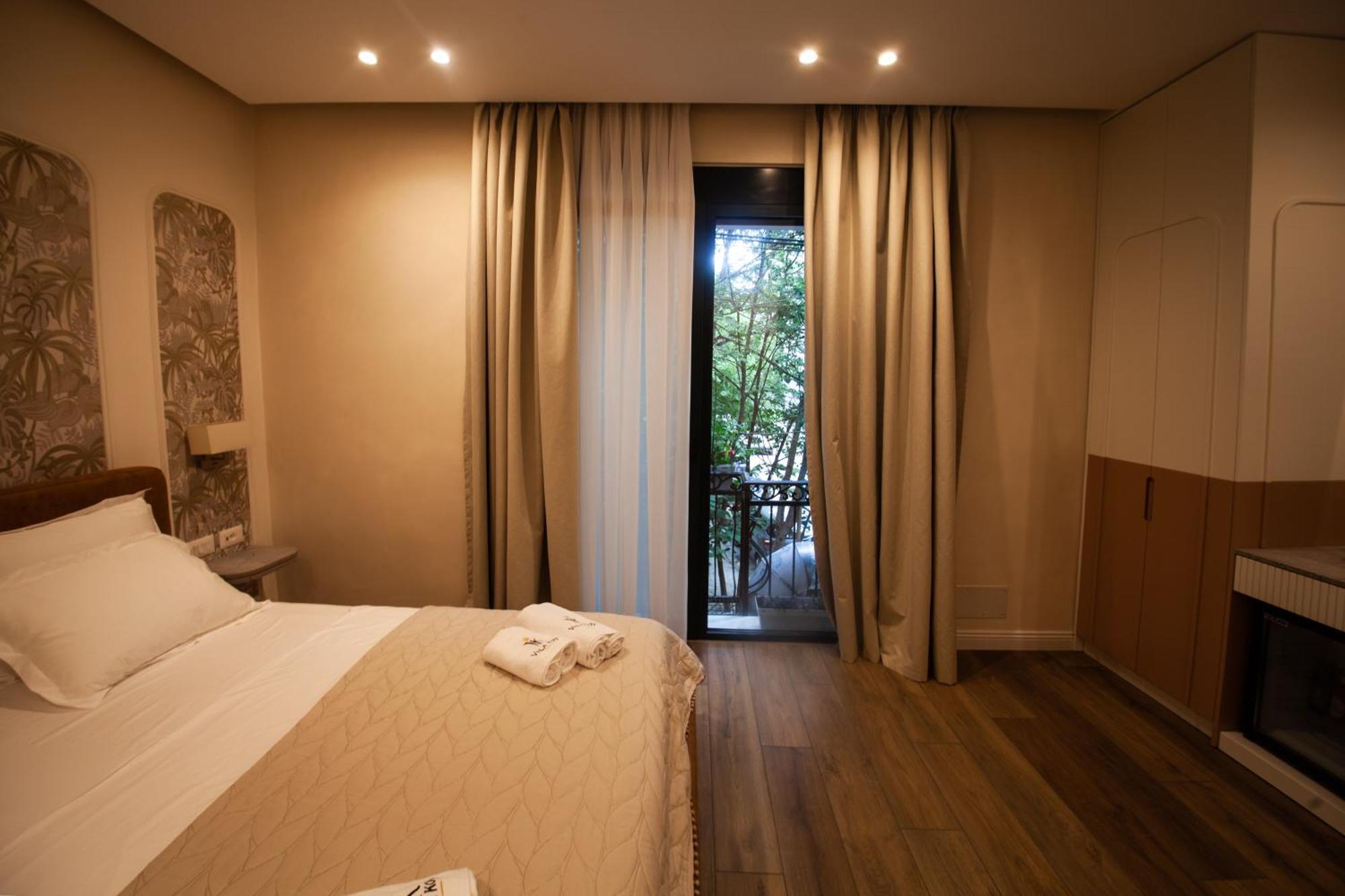 Vila Koja Boutique Hotel Tiranë Ngoại thất bức ảnh