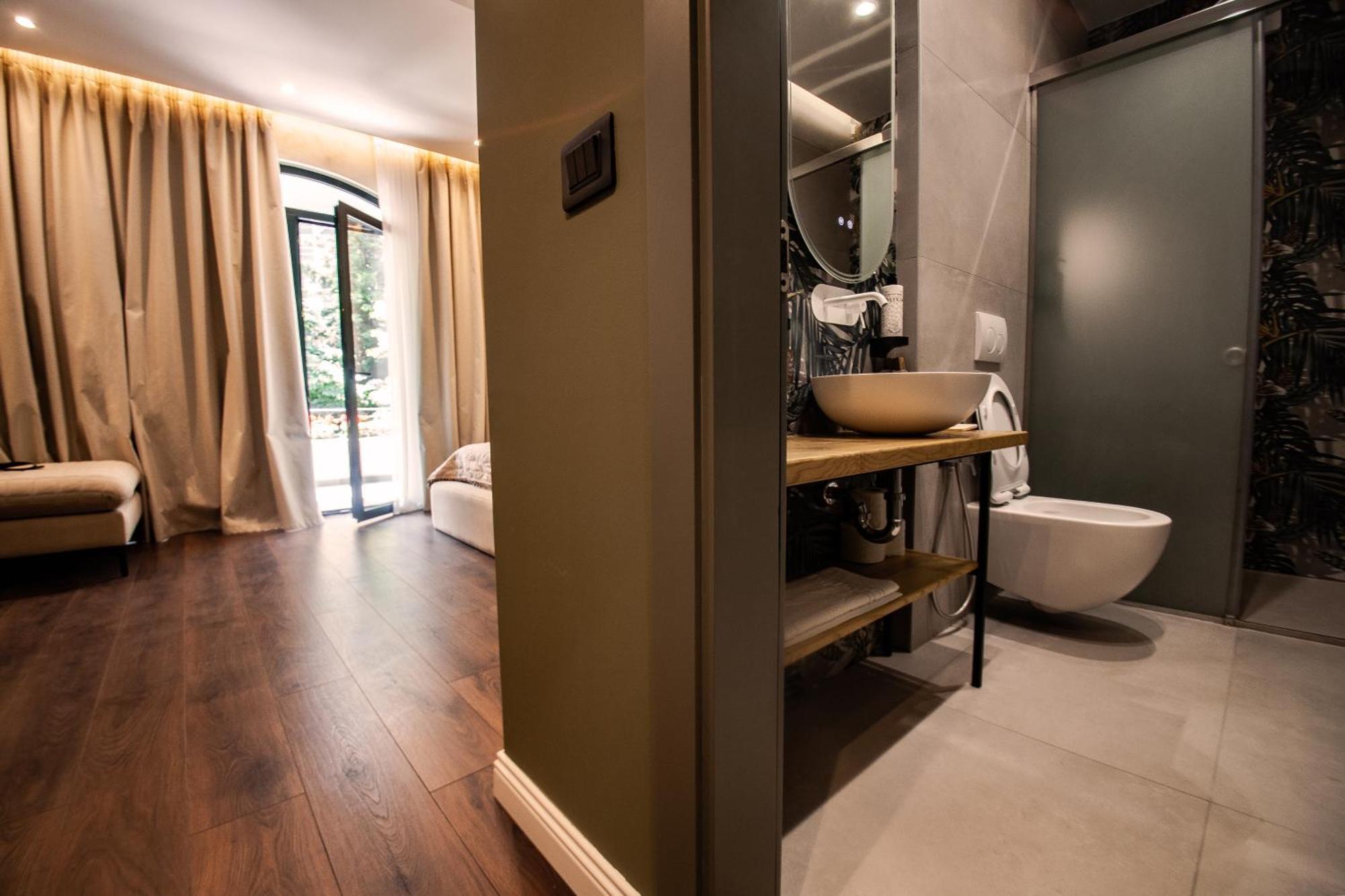 Vila Koja Boutique Hotel Tiranë Ngoại thất bức ảnh