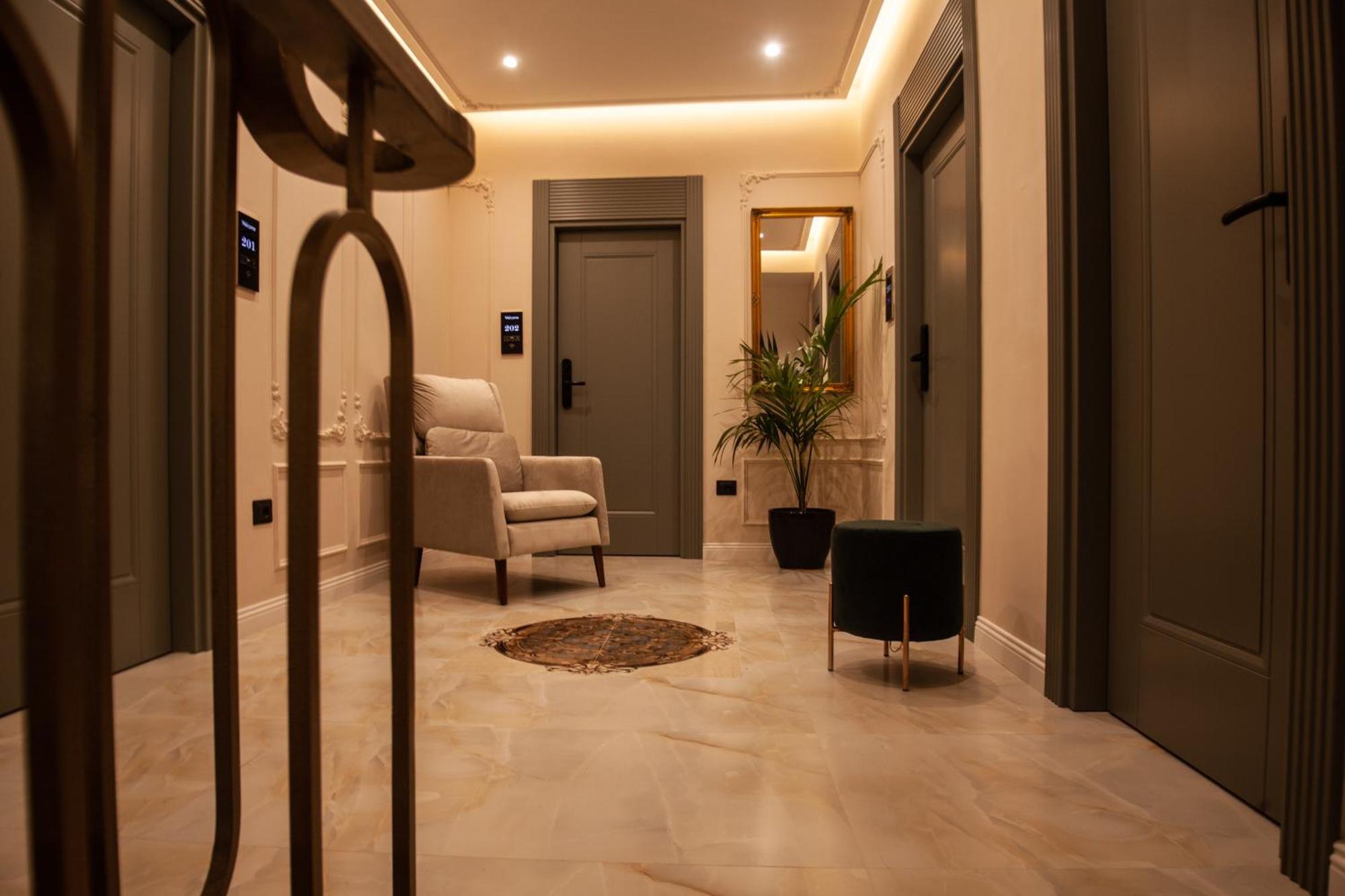 Vila Koja Boutique Hotel Tiranë Ngoại thất bức ảnh