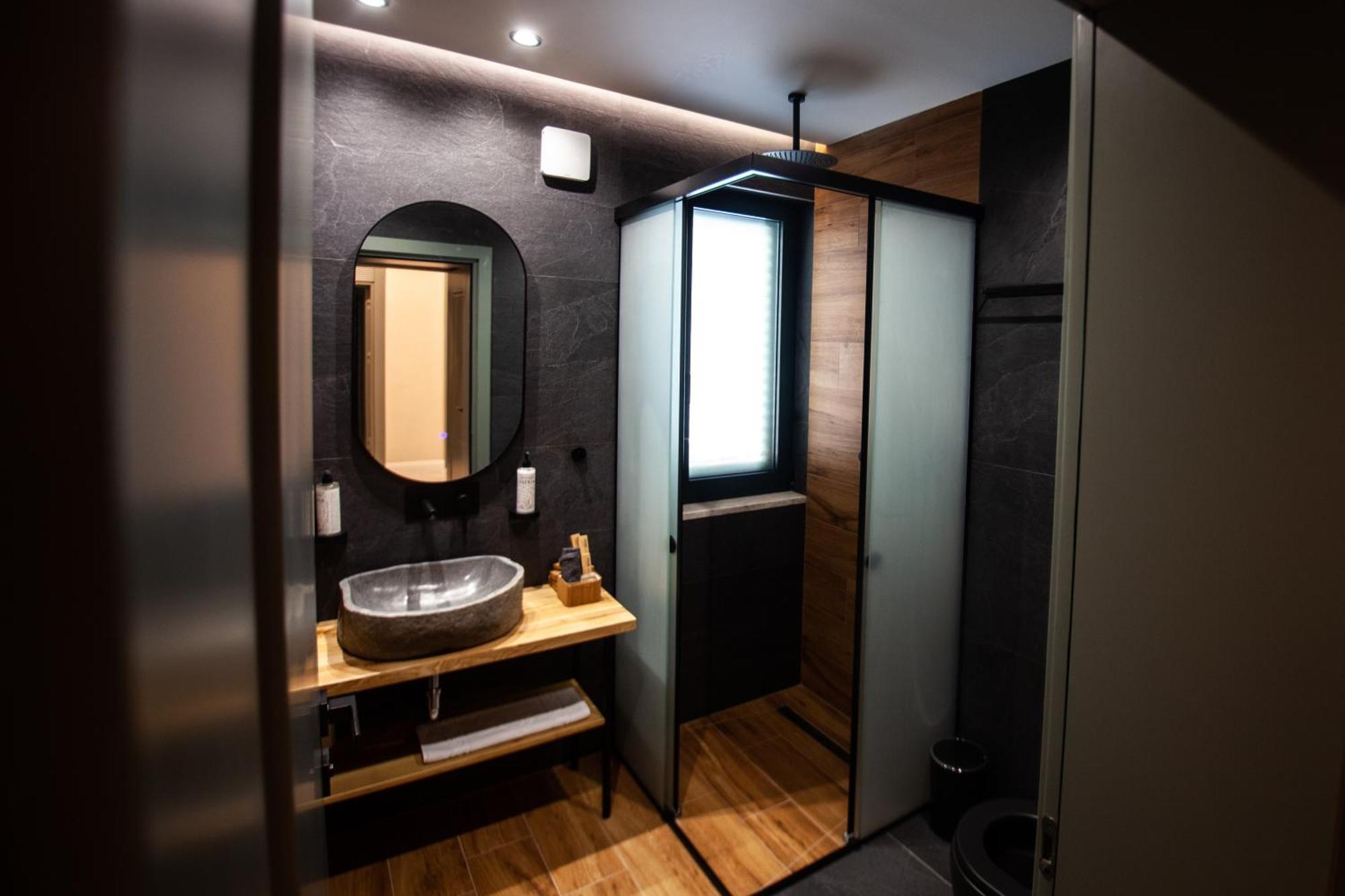 Vila Koja Boutique Hotel Tiranë Ngoại thất bức ảnh
