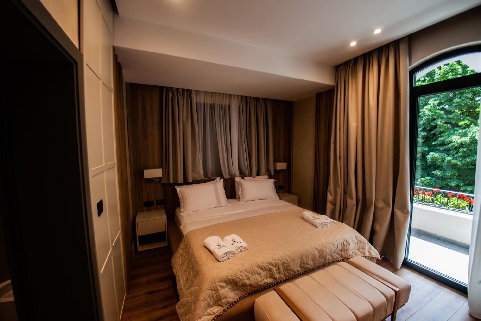 Vila Koja Boutique Hotel Tiranë Ngoại thất bức ảnh