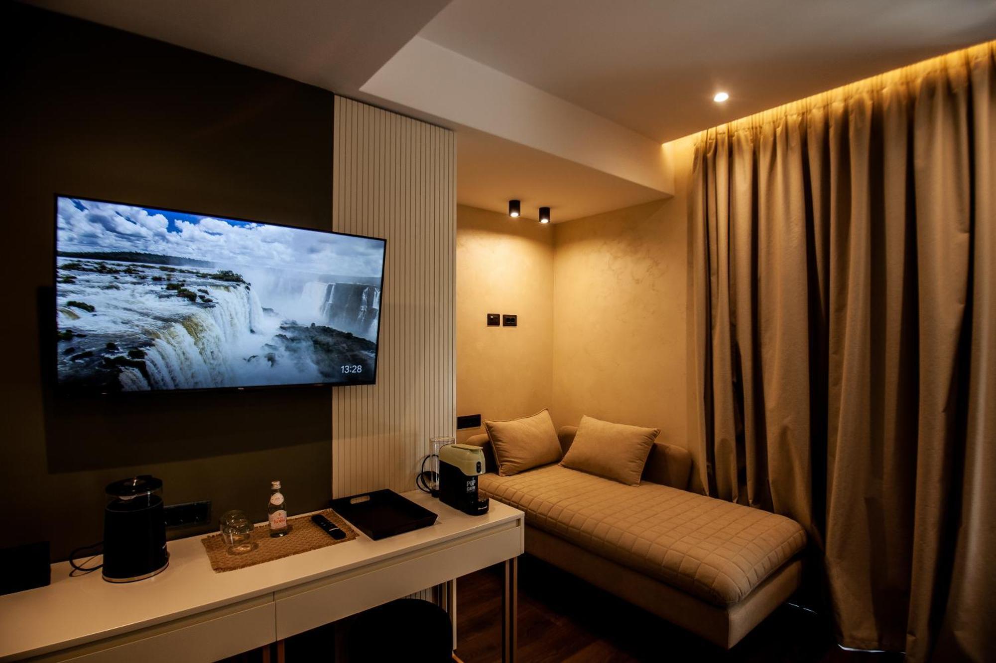 Vila Koja Boutique Hotel Tiranë Ngoại thất bức ảnh