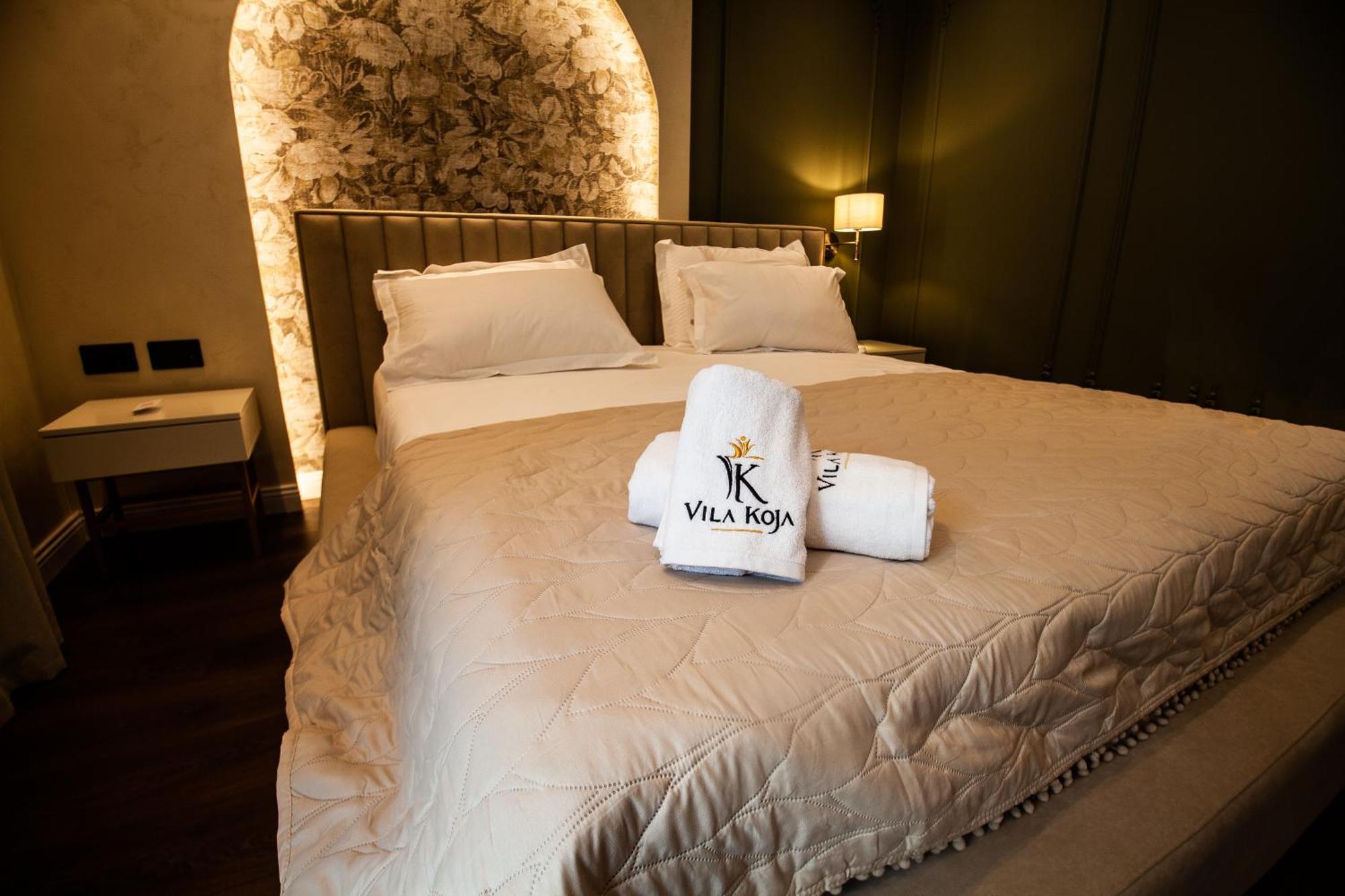 Vila Koja Boutique Hotel Tiranë Ngoại thất bức ảnh